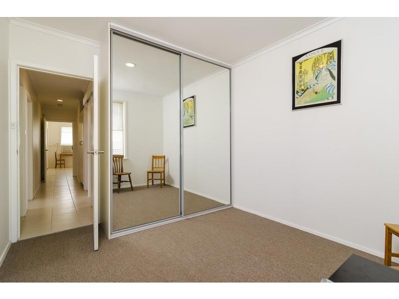 13 Centenary Cres, Werribee VIC 3030