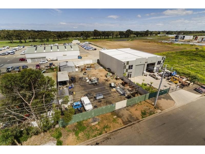 9 Loop Road, Werribee VIC 3030