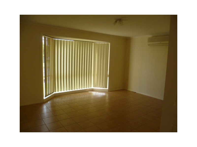 1/90 Mossfiel Drive, Hoppers Crossing VIC 3029