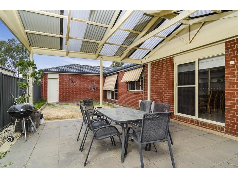 4 Melliodora Court, Wyndham Vale VIC 3024