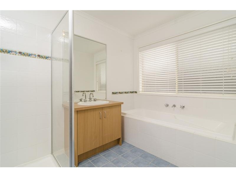 4 Melliodora Court, Wyndham Vale VIC 3024