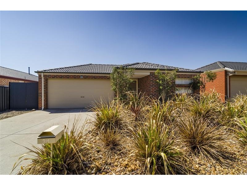 28 Clarafield Crescent, Tarneit VIC 3029