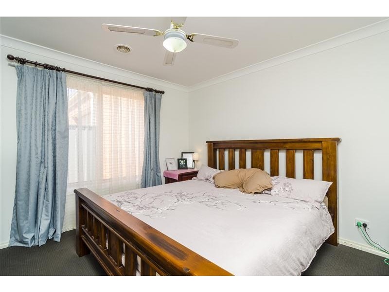 28 Clarafield Crescent, Tarneit VIC 3029