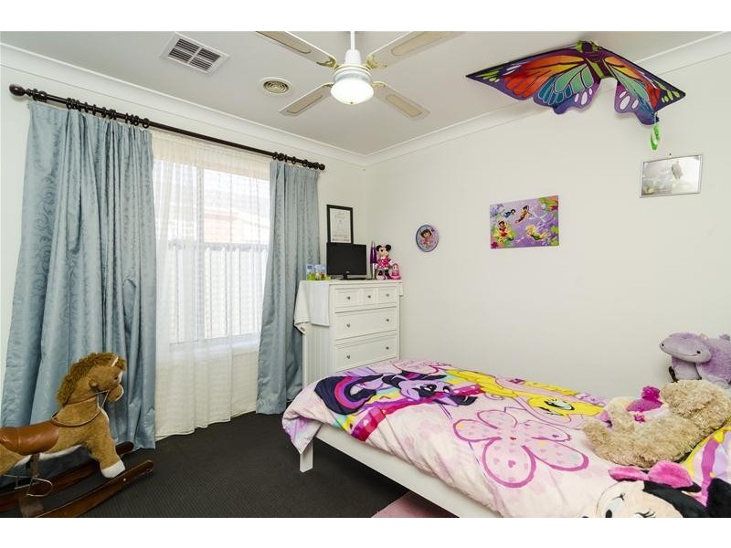 28 Clarafield Crescent, Tarneit VIC 3029