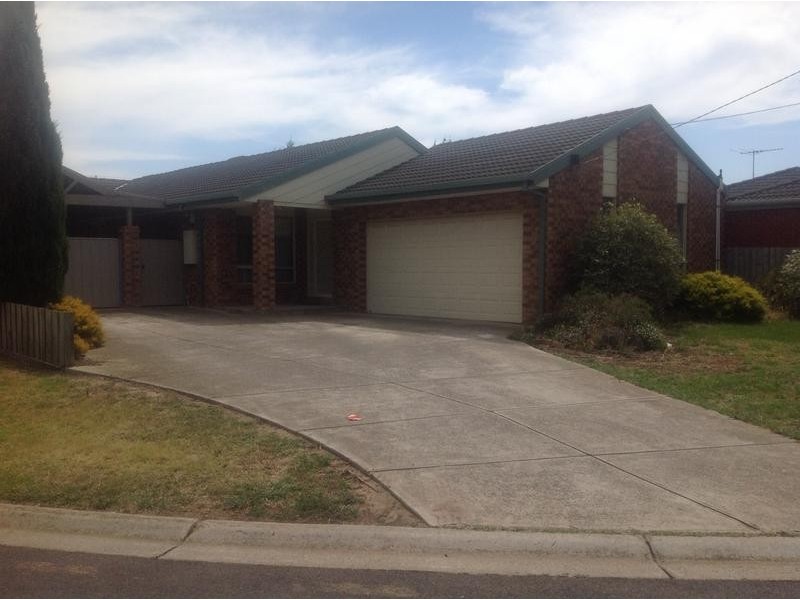 8 Roya Court, Hoppers Crossing VIC 3029