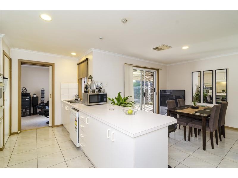 57 Wilmington Avenue, Hoppers Crossing VIC 3029
