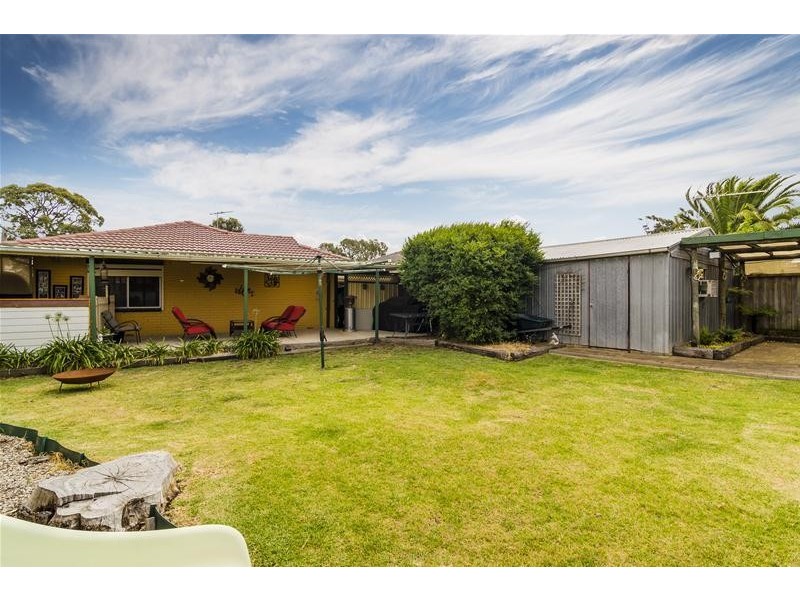 24 Canberra Avenue, Hoppers Crossing VIC 3029