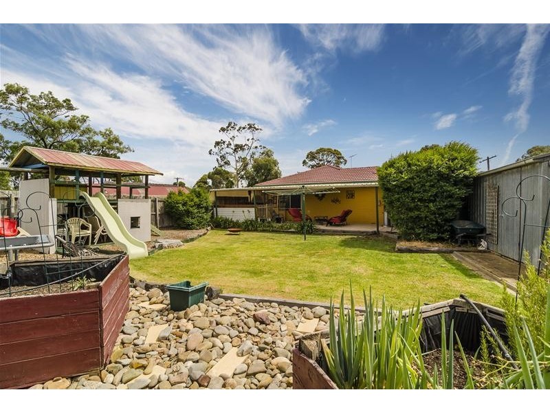 24 Canberra Avenue, Hoppers Crossing VIC 3029