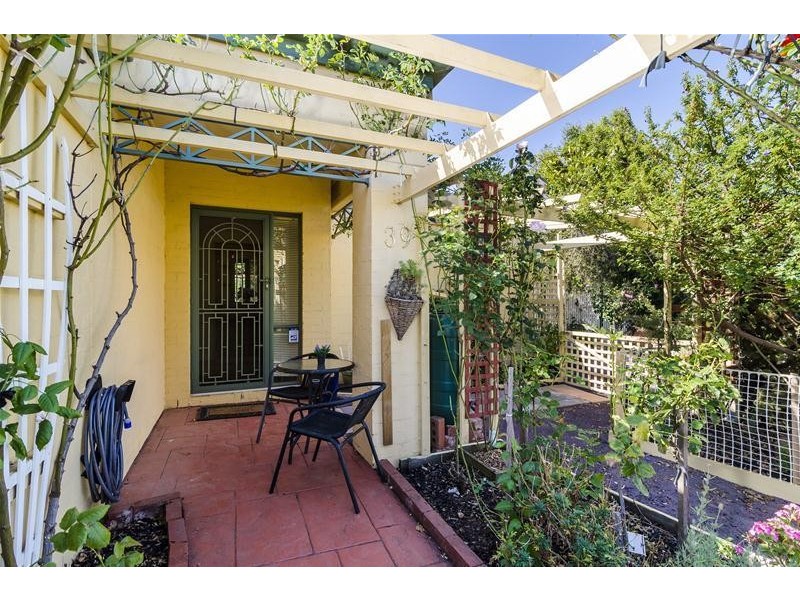 39 Harvest Way, Werribee VIC 3030