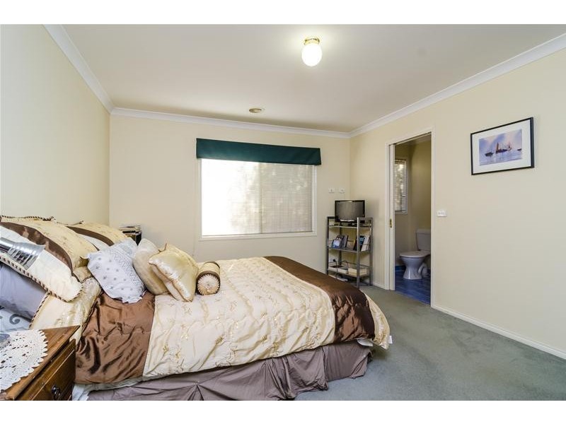 39 Harvest Way, Werribee VIC 3030