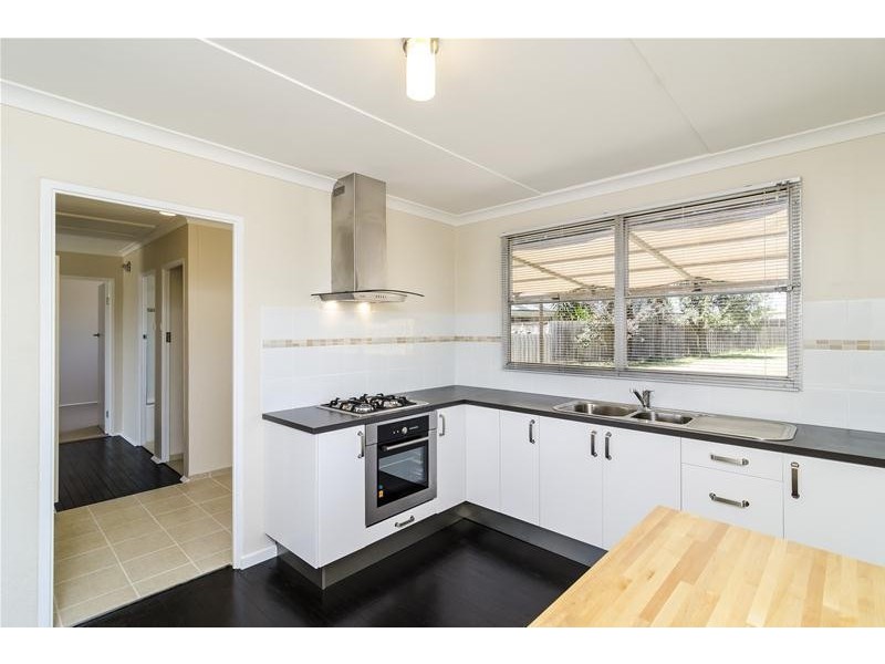 1 Vincent Crescent, Werribee VIC 3030