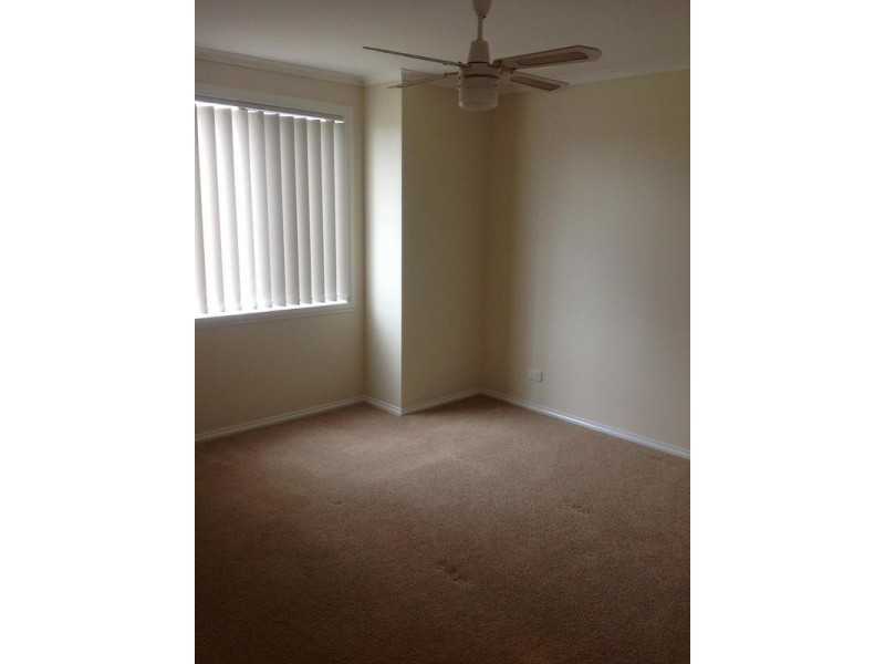 12 EILEEN CRT, Werribee VIC 3030