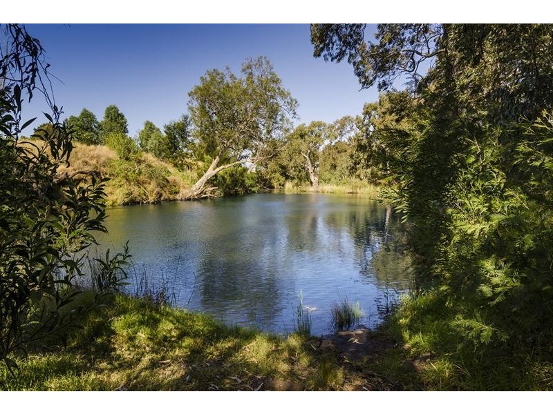 1/7 Mambourin Street, Werribee VIC 3030