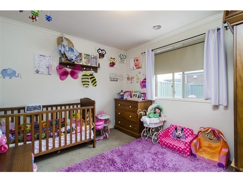 11 Ologhlen Drive, Wyndham Vale VIC 3024