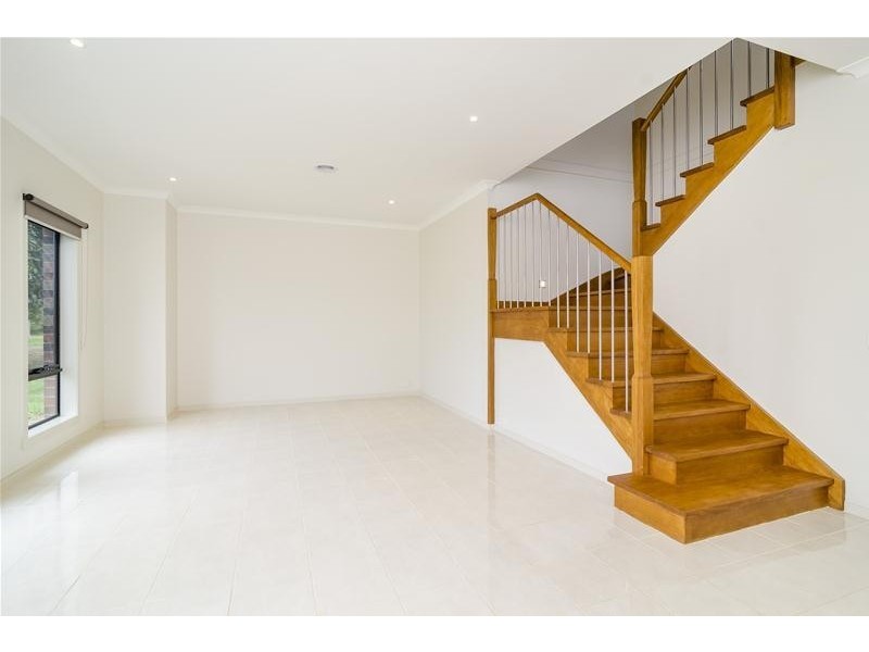 41 Centre Avenue, Werribee VIC 3030