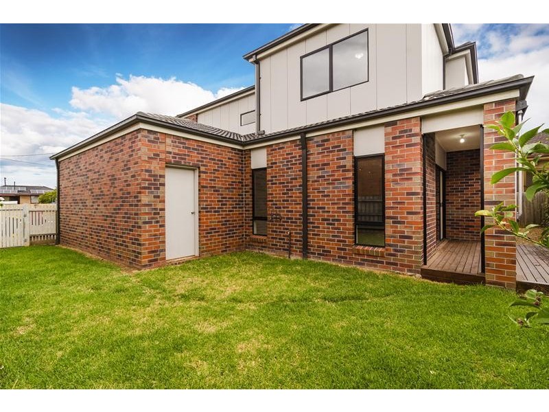 41 Centre Avenue, Werribee VIC 3030