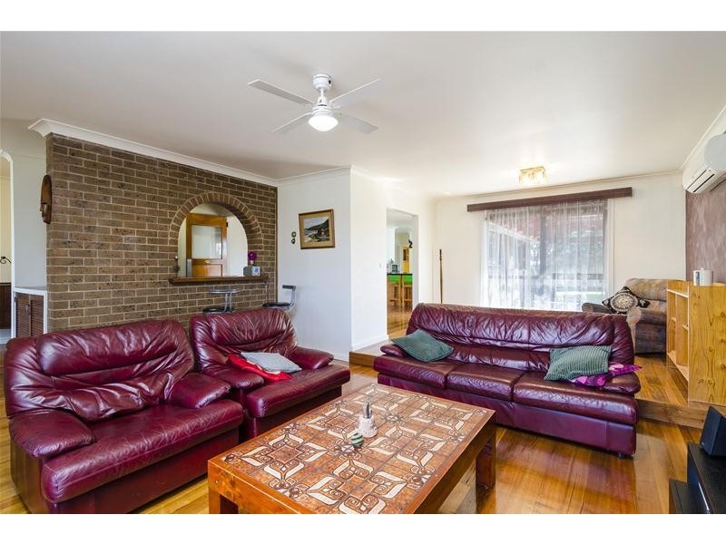 14 Brimpton Grove, Wyndham Vale VIC 3024