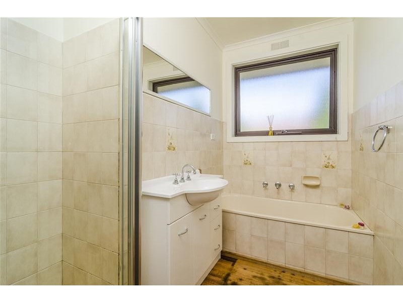 14 Brimpton Grove, Wyndham Vale VIC 3024