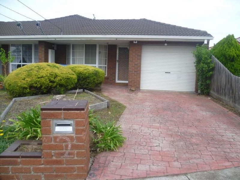 2/14 Hotham Crescent, Hoppers Crossing VIC 3029