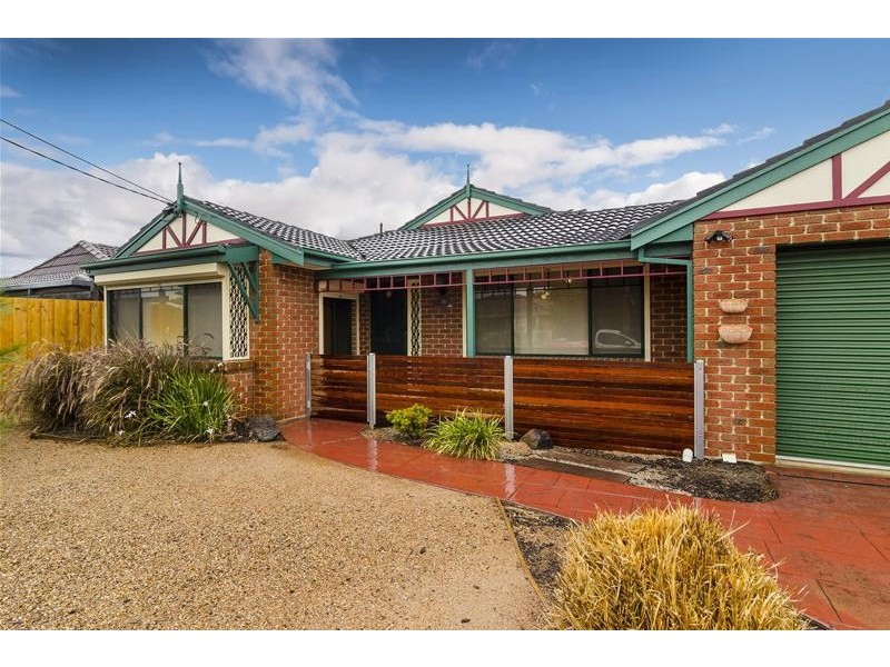 35 Bourke Crescent, Hoppers Crossing VIC 3029