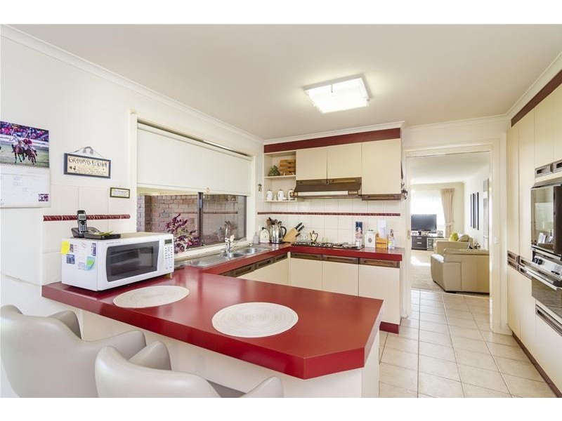 105 Mossfiel Drive, Hoppers Crossing VIC 3029