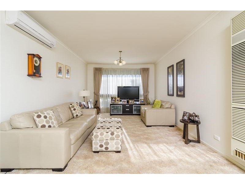 105 Mossfiel Drive, Hoppers Crossing VIC 3029