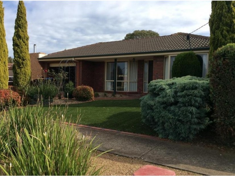 5 Outlook Drive, Werribee VIC 3030