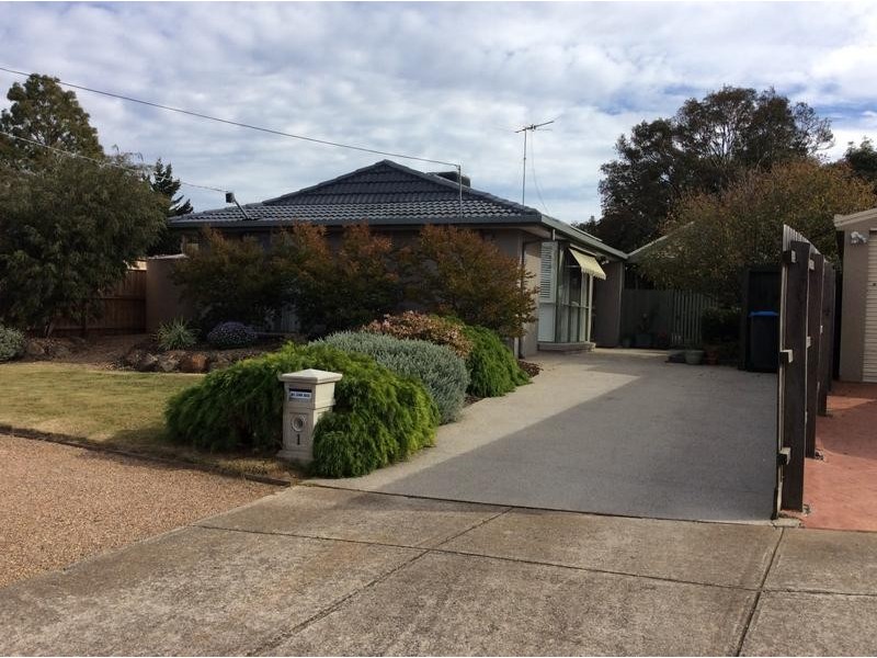 1 Bexley Close, Werribee VIC 3030