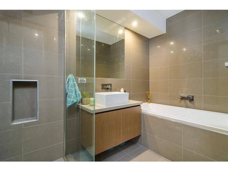 1 Trish Walk, Werribee VIC 3030