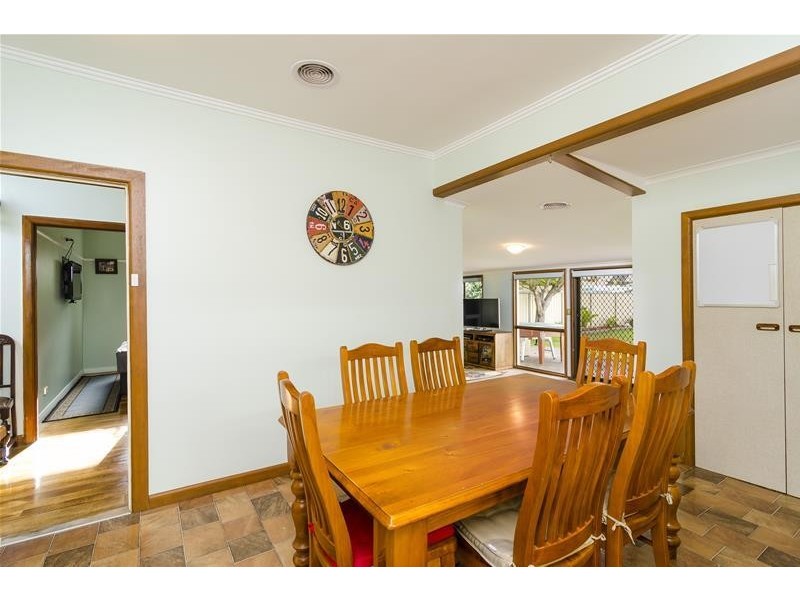 4 Anne Street, Werribee VIC 3030