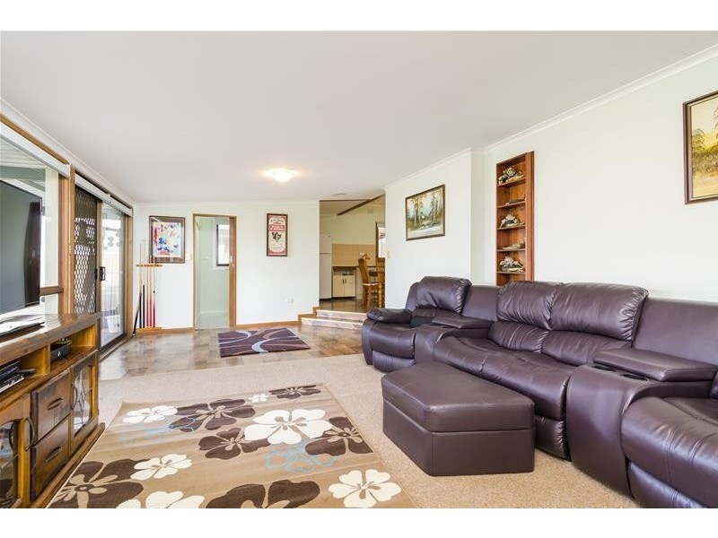4 Anne Street, Werribee VIC 3030