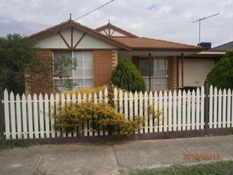 12 Carruthers Court, Altona Meadows VIC 3028