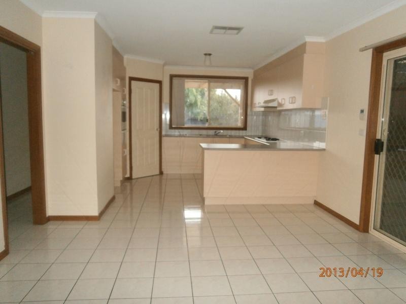 12 Carruthers Court, Altona Meadows VIC 3028