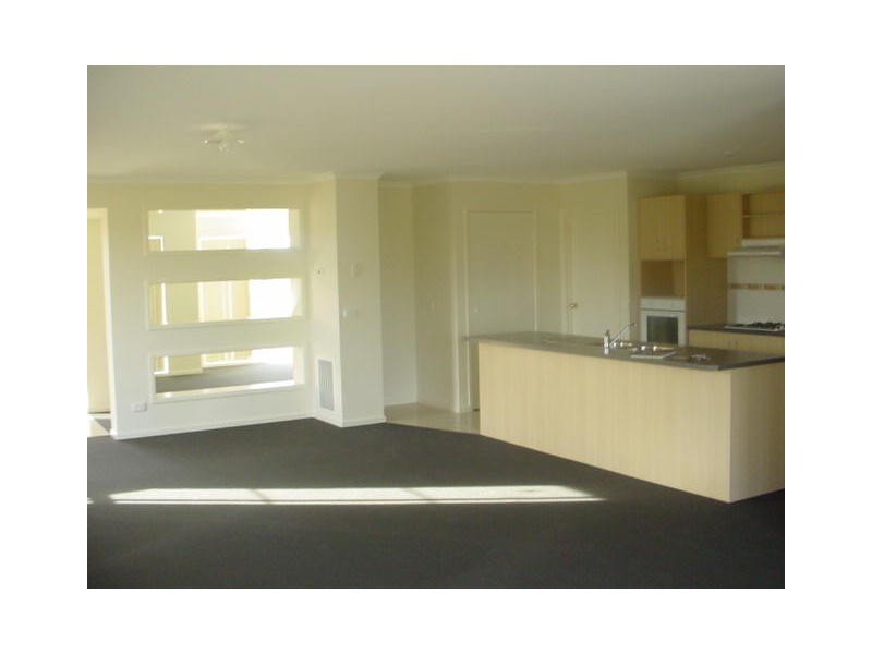 8 Parklea Way, Tarneit VIC 3029