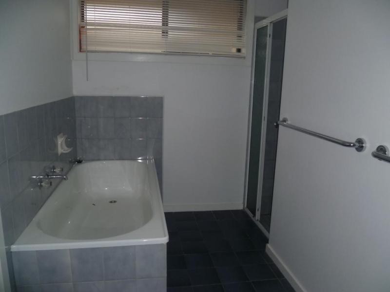 7 Queensbury Way, Werribee VIC 3030