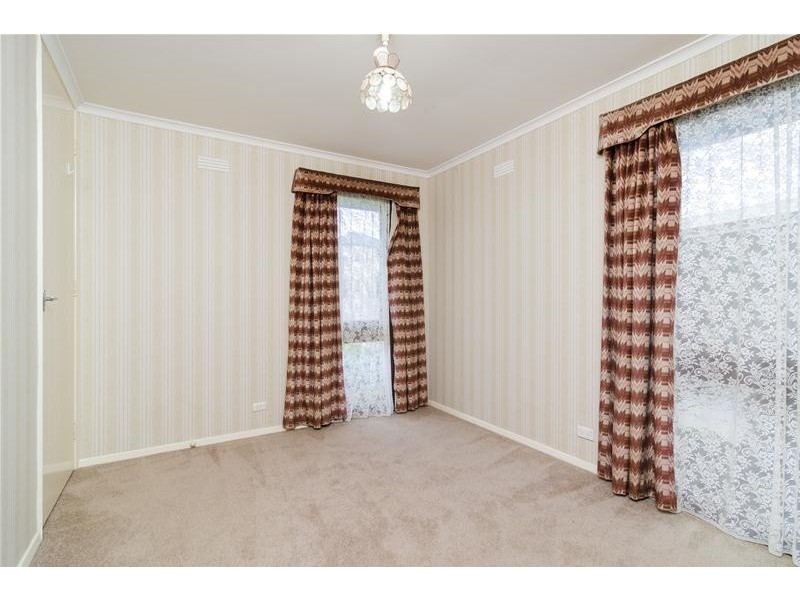 8 Doolan Street, Werribee VIC 3030