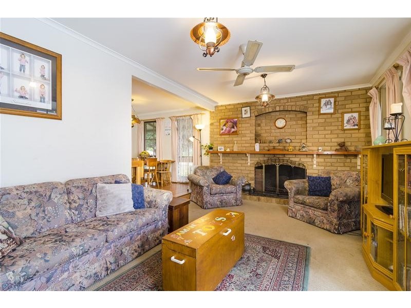 35 Mt Eagle Way, Wyndham Vale VIC 3024