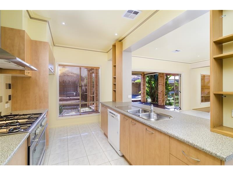 6 Dartmouth Court, Wyndham Vale VIC 3024