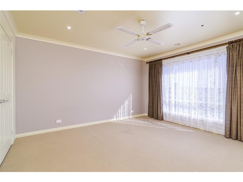 6 Dartmouth Court, Wyndham Vale VIC 3024