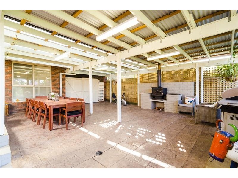 15 Clay Avenue, Hoppers Crossing VIC 3029