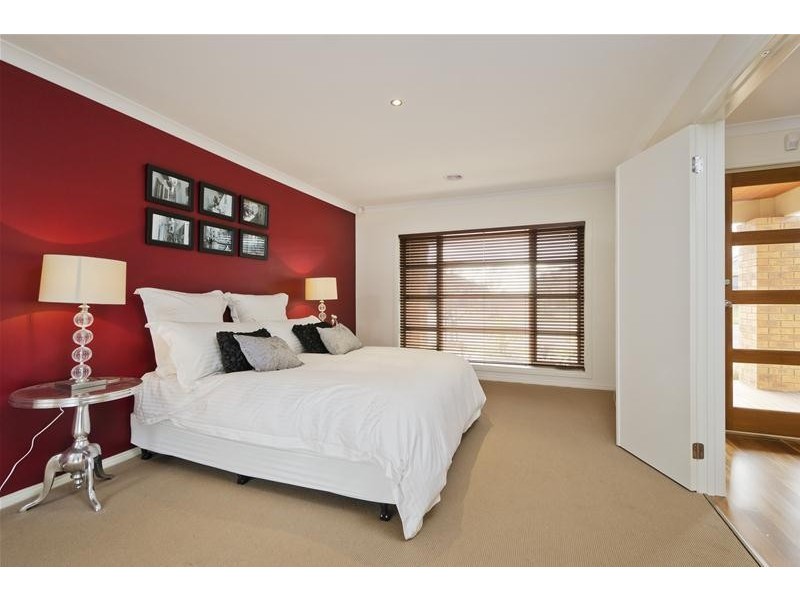 39 Kinglake Drive, Wyndham Vale VIC 3024