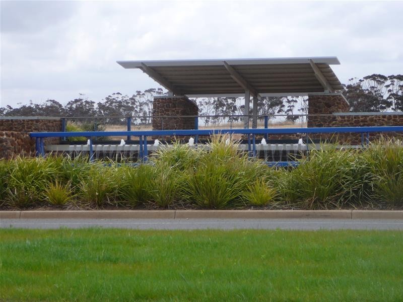 Shop 16/ Manor Lakes Shopping Centre, Wyndham Vale VIC 3024