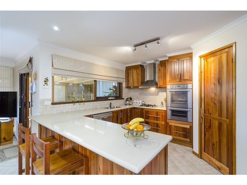 50 Manorvale Parade, Werribee VIC 3030