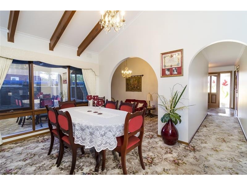 50 Manorvale Parade, Werribee VIC 3030