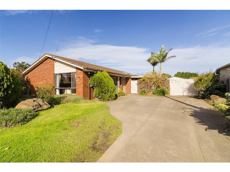 9 Grosvenor Place, Werribee VIC 3030