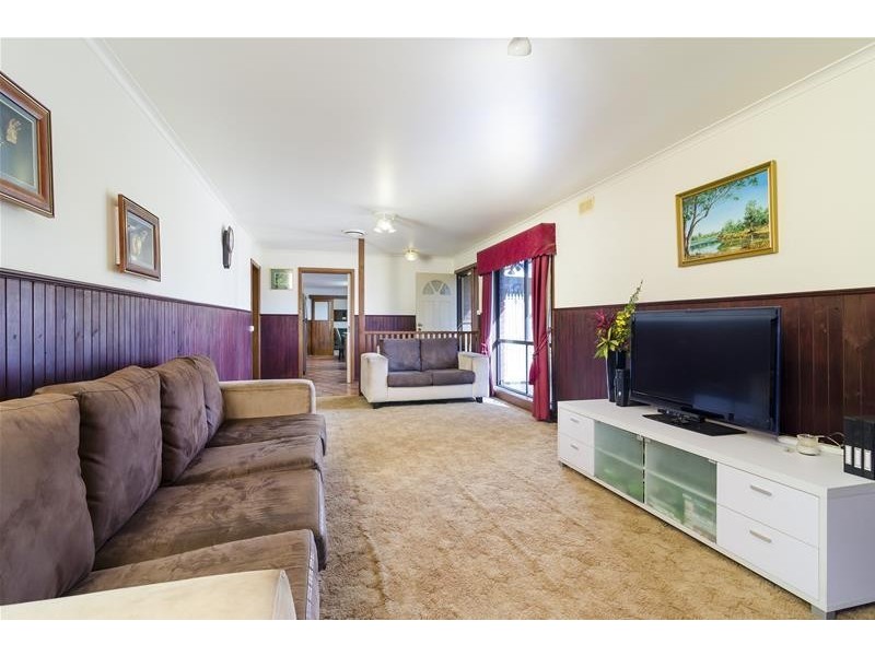 9 Grosvenor Place, Werribee VIC 3030