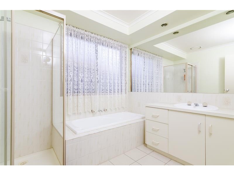 21 McMurray Crescent, Hoppers Crossing VIC 3029