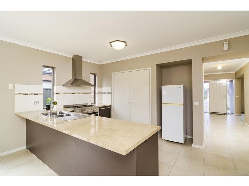 74 Kinglake Drive, Wyndham Vale VIC 3024