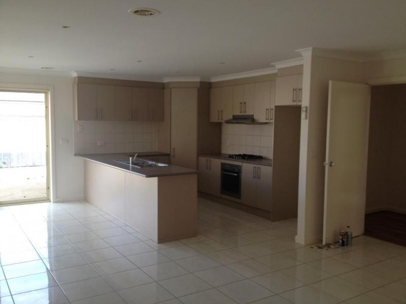 87a Sayers Road, Williams Landing VIC 3027