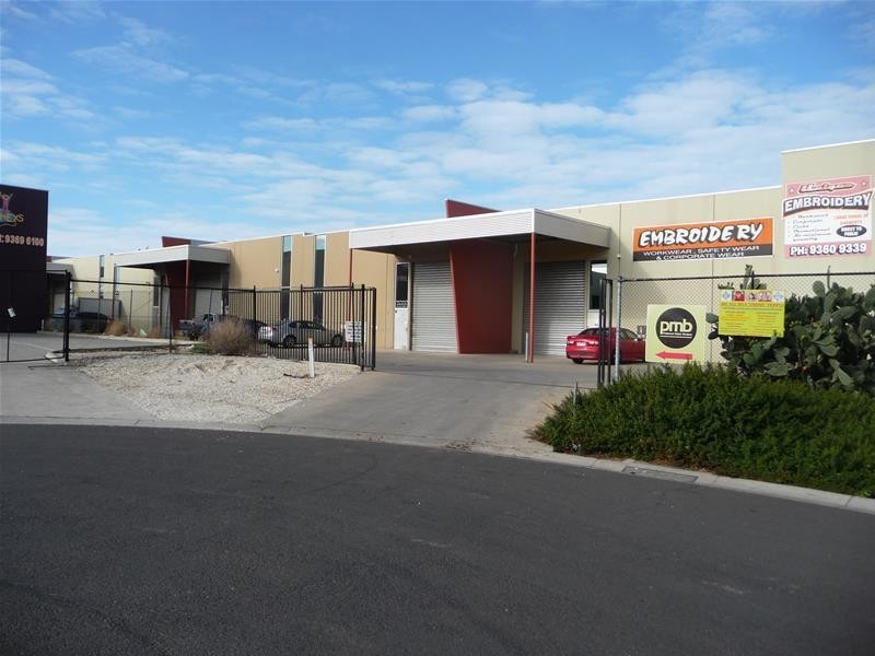 4/4 Shaft Court, Hoppers Crossing VIC 3029